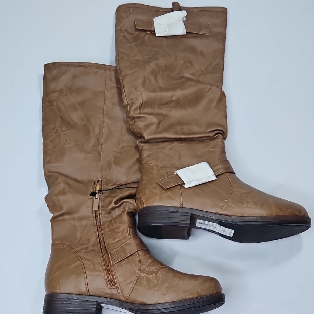 Journee Collection Women's Stormy Tan Riding Boots Brown Faux Leather Sz 8 NWT